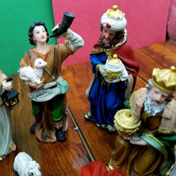 Christmas Nativity Scene Set Figures Polyresin Figurines Baby Jesus 11PCS SET - Picture 4 of 12